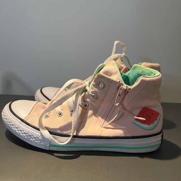 Converse Other - Converse girls size 3 preloved